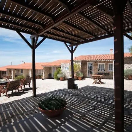 Frühstückspension Casas Da Gralha 3*