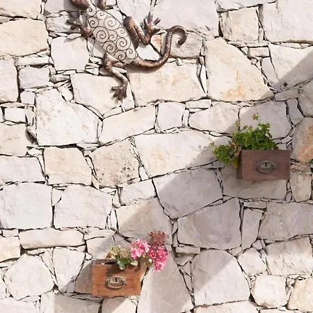 Casas Da Gralha Bed & Breakfast 3*