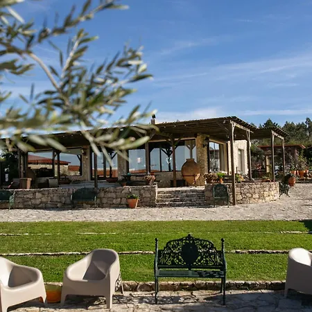 Casas Da Gralha Frühstückspension Turquel