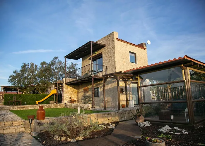 Casas Da Gralha 3*